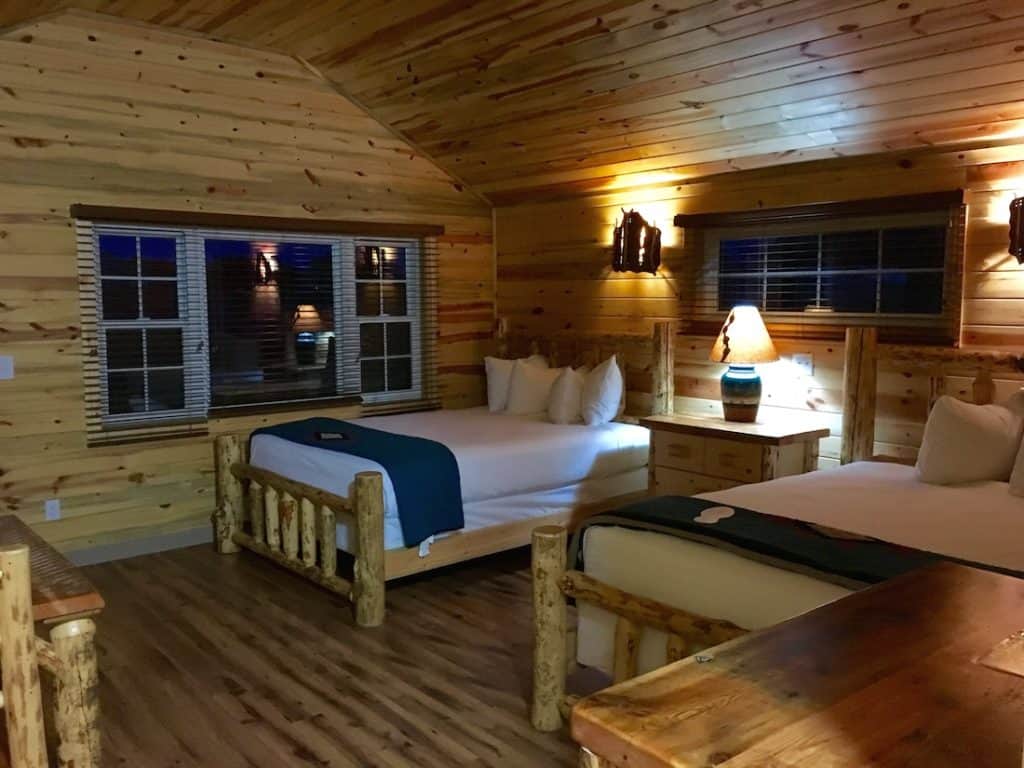 Cedar Pass Lodge, cabins in Badlands National Park, South Dakota,