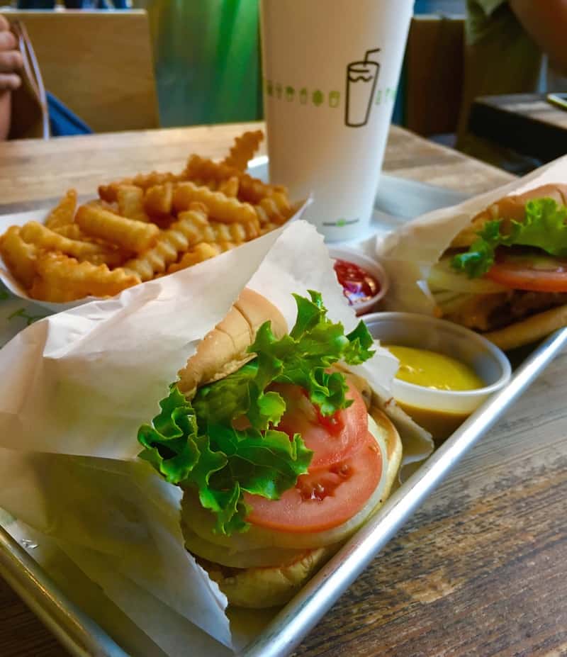Where to eat in NYC with teens, grab a Shake Shack Burger.