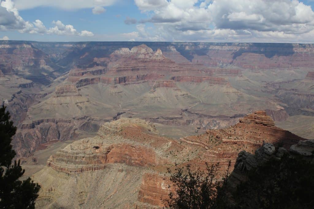 Hike the rim Trail. What to do at Grand Canyon with kids.