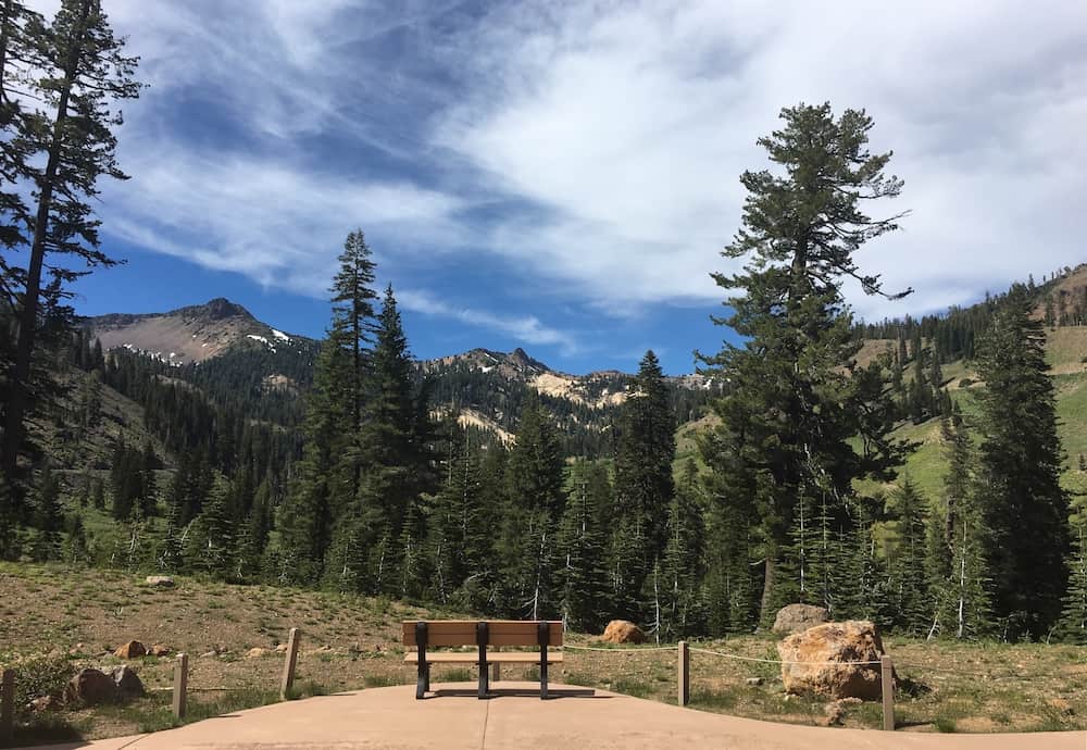 What to do in Lassen National Park with kids. Top National Parks for Volcanoes