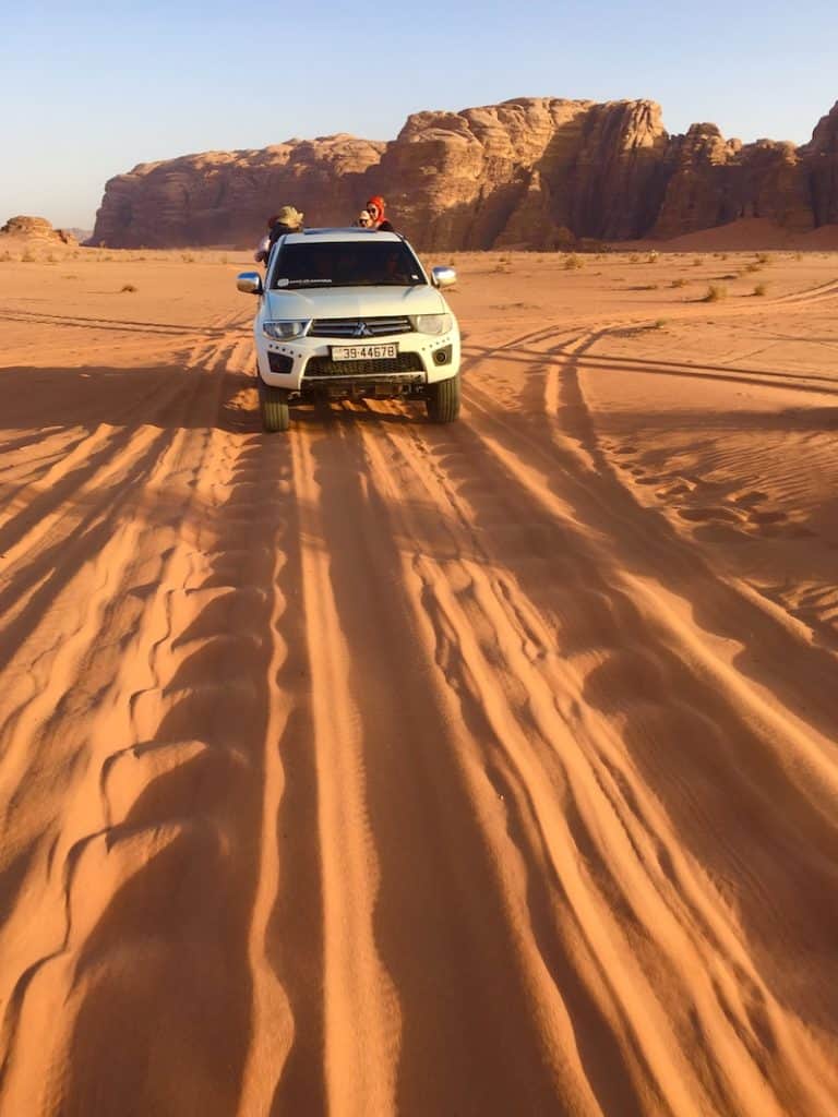 Explore the Wadi Rum Desert. What to see in the Wadi Rum with Kids