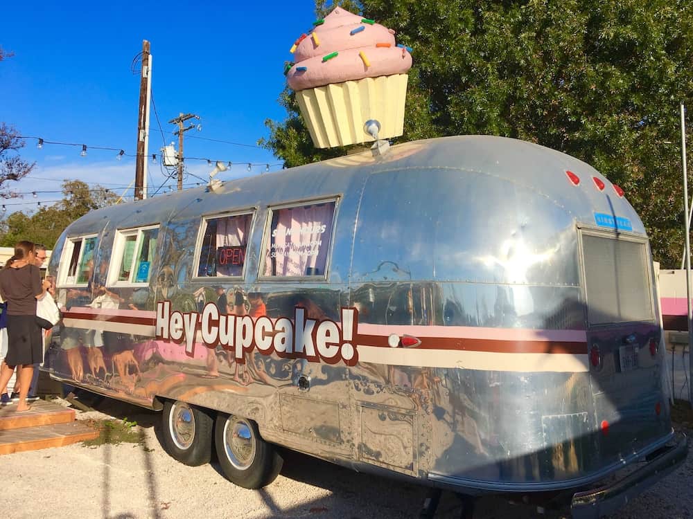 Hey Cupcake Trailer.4 day Itinerary for Austin Texas