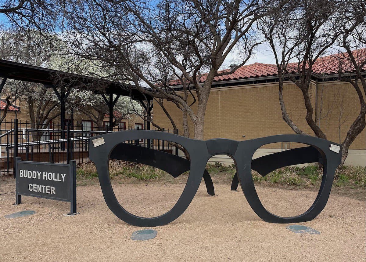 Buddy Holly sculpture