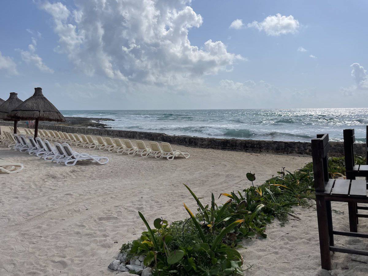  Luxury Akumal Resort in Riviera Maya beach 