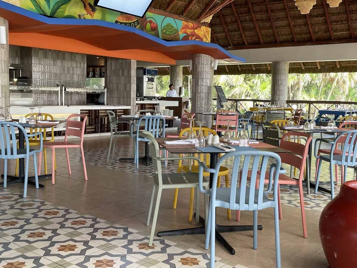 Tikalito Snack Bar