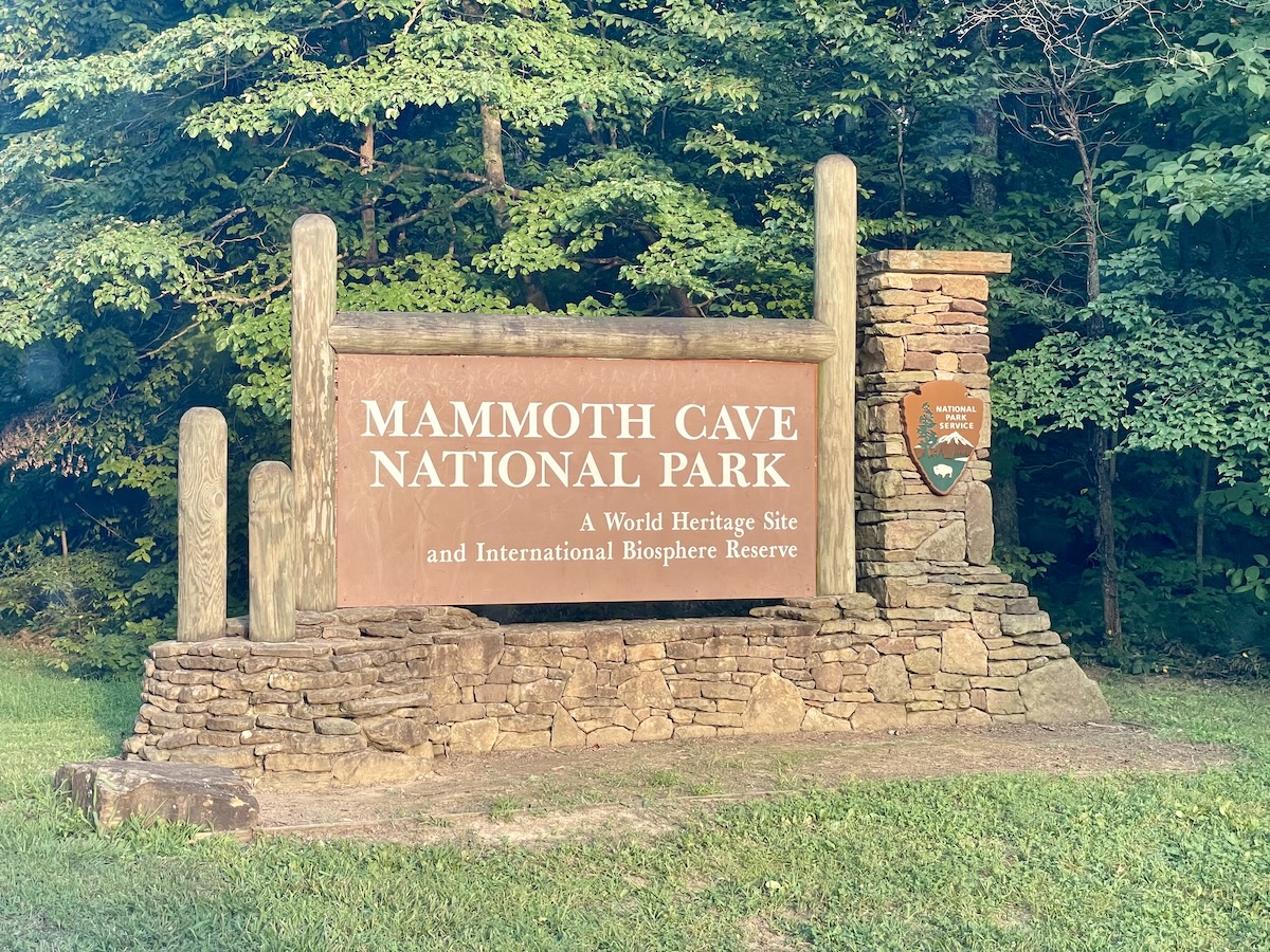 Mammoth Cave Sign