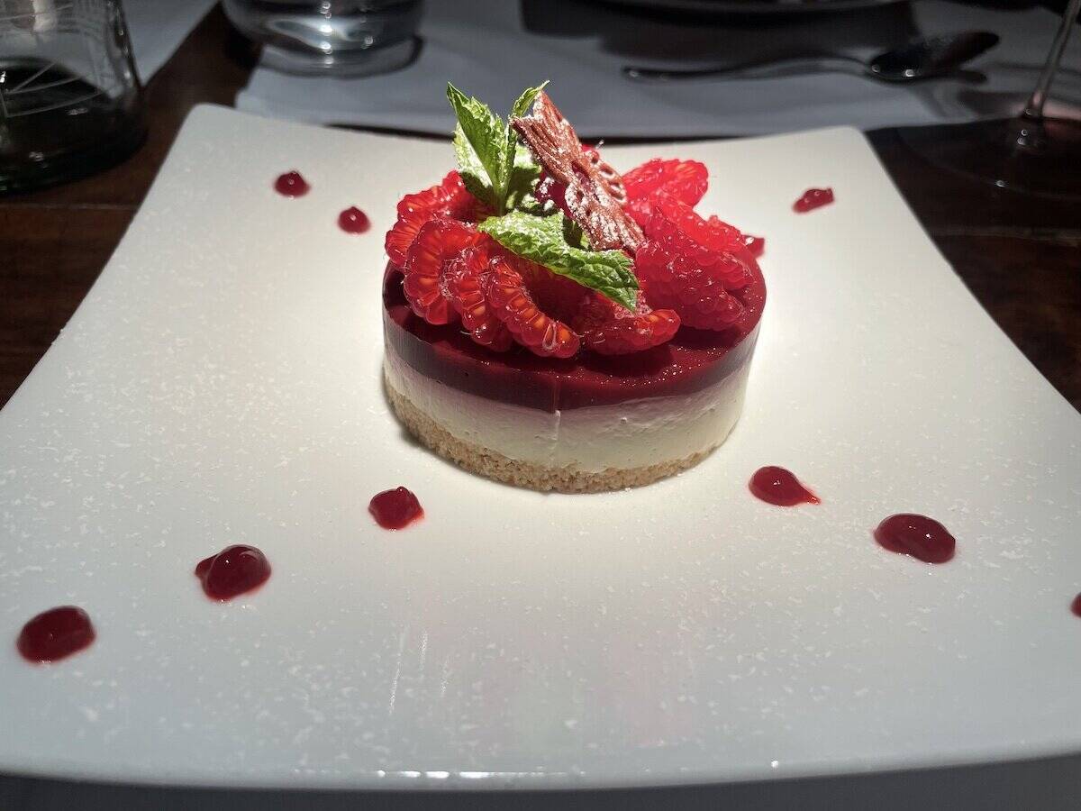 raspberry dessert at Zum Goldenen Schäfli