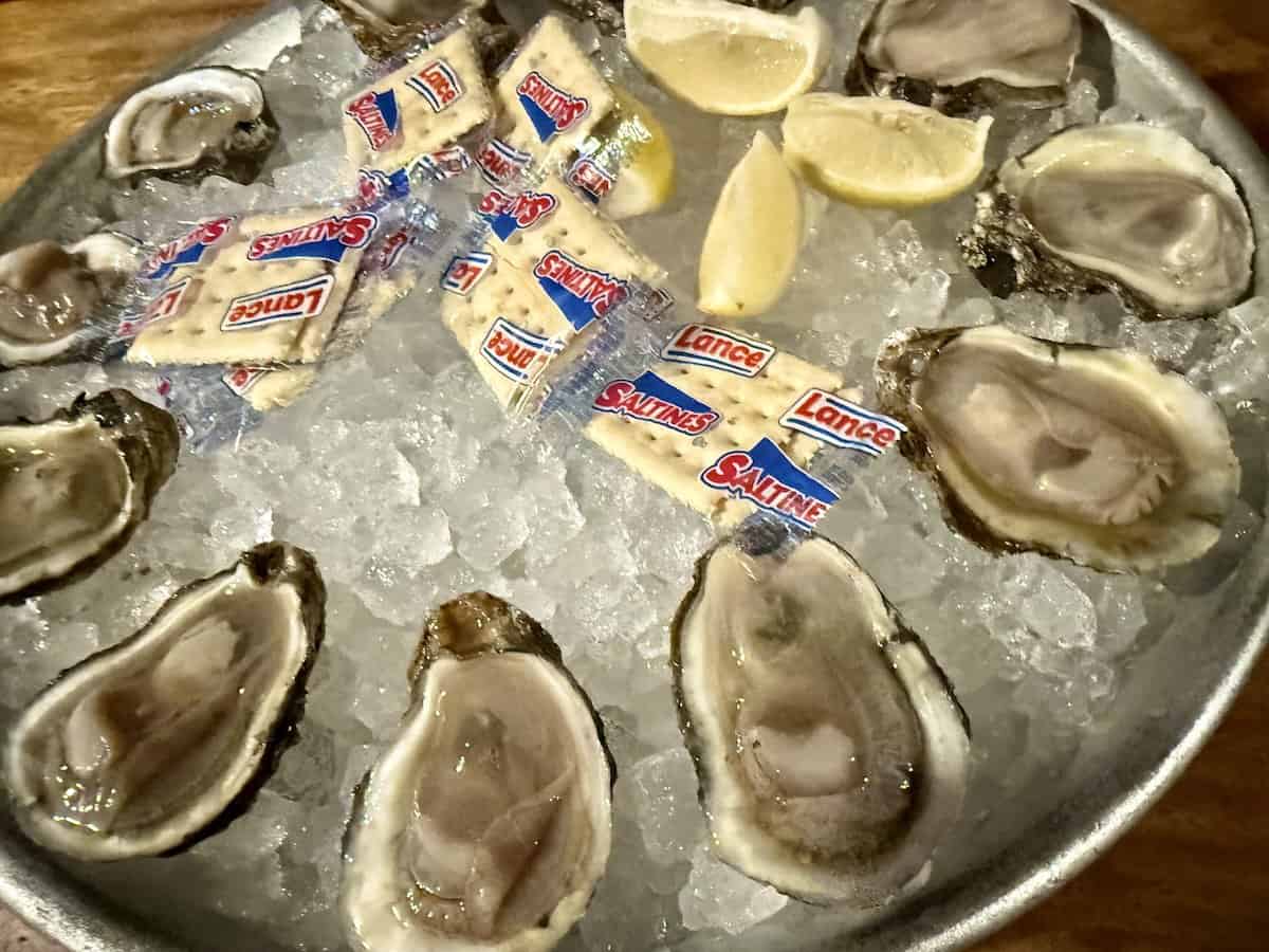 Fresh Gulf Oysters at The Pearl