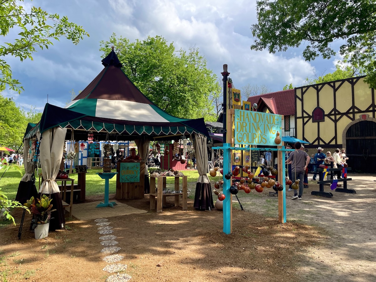 Scarborough Faire shopping